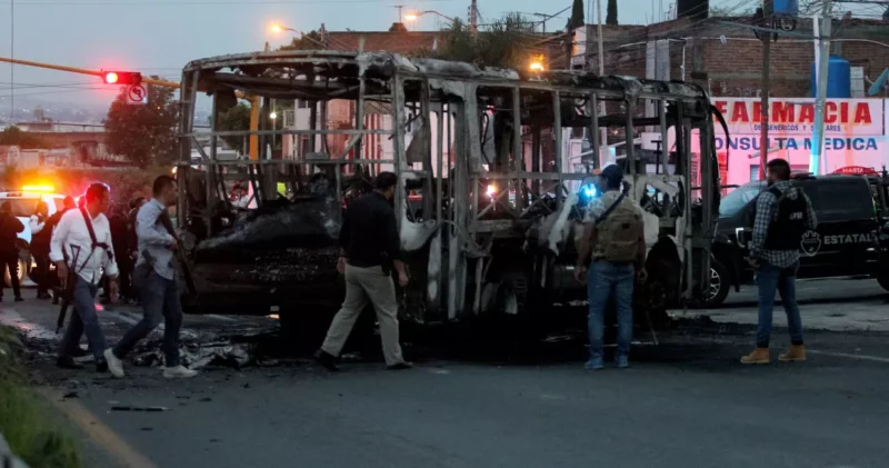 Capturados 16 miembros del Cartel Jalisco Nueva Generación, que incendiaron vehículos y establecimientos comerciales en Guanajuato y Jalisco