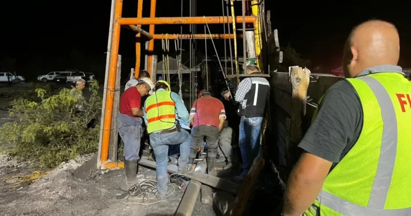Video: Diez mineros aún siguen atrapados en la mina de carbón derrumbada en Sabinas, Coahuila; cinco lograron salir. Cientos de civiles y militares, por su rescate