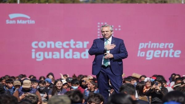 Videos: Presidente argentino denuncia plan para asesinarlo