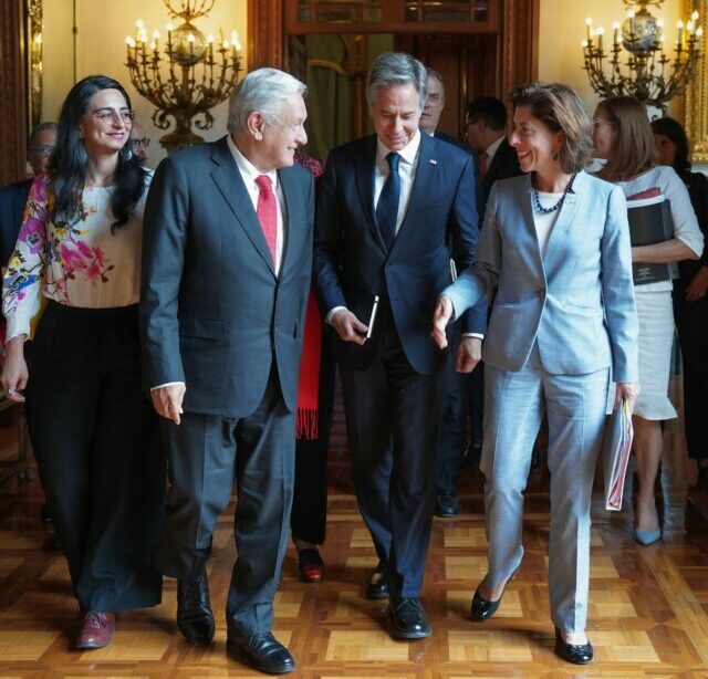 “Productiva y amistosa” reunión con los Secretarios de Estado y de Comercio de EU, asegura AMLO