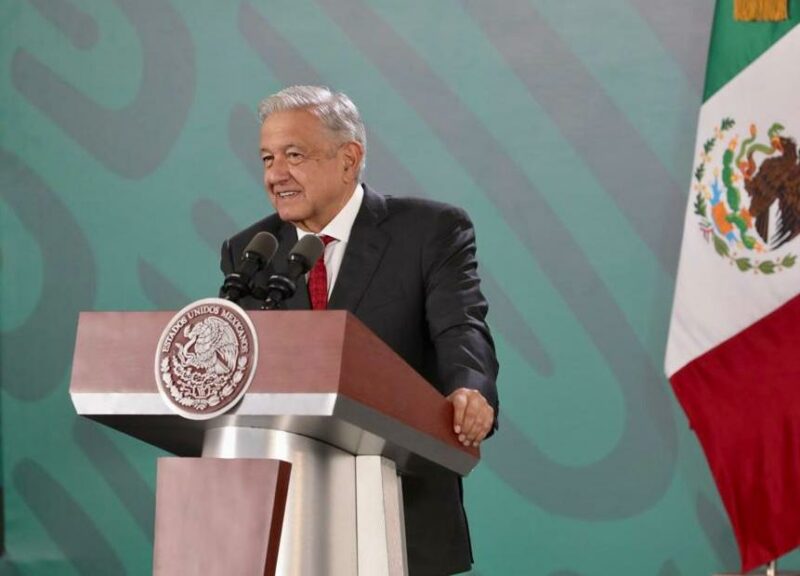Monreal avala la “falsedad, hipocresía y politiquería del conservadurismo de México”, afirma AMLO