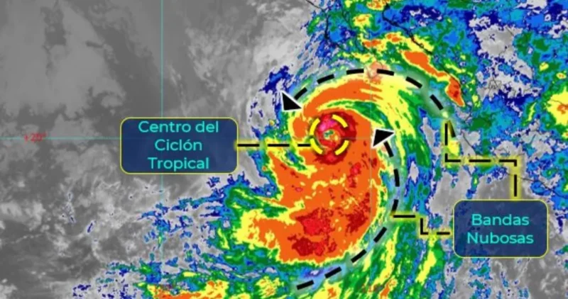 “Kay” se intensifica a huracán de categoría 2; provocará lluvias torrenciales en BCS