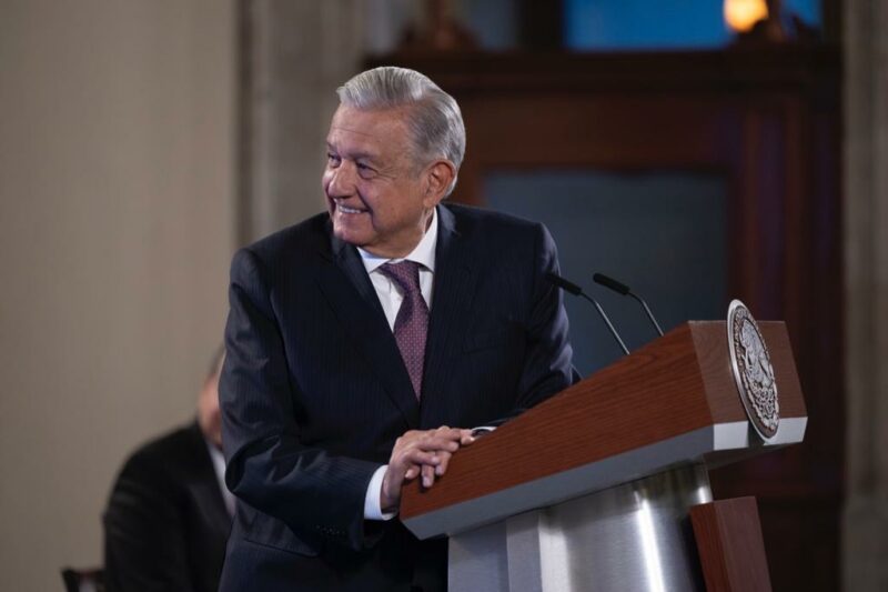Video: “Hipócritas”, llama el presidente López Obrador a autoritarios que usaron al Ejército para reprimir y ahora “defienden” derechos humanos