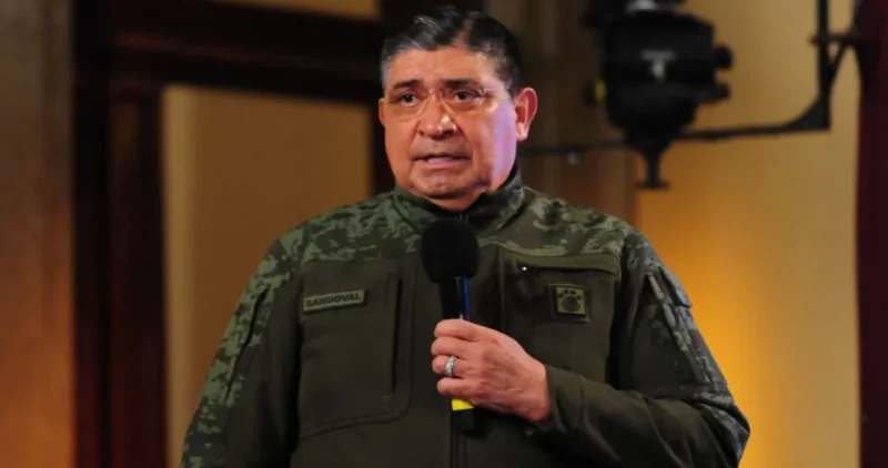 El general Sandoval aplaza hasta nuevo aviso reunión con diputados para discutir hackeo a Sedena