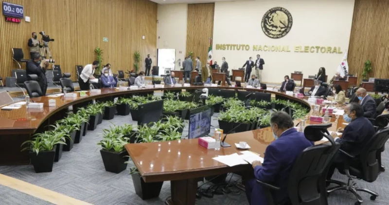 Woldenberg, Ugalde, Virgilio Andrade y más exconsejeros del INE piden a Monreal parar Plan B de reforma electoral, porque “no garantiza elecciones libres”