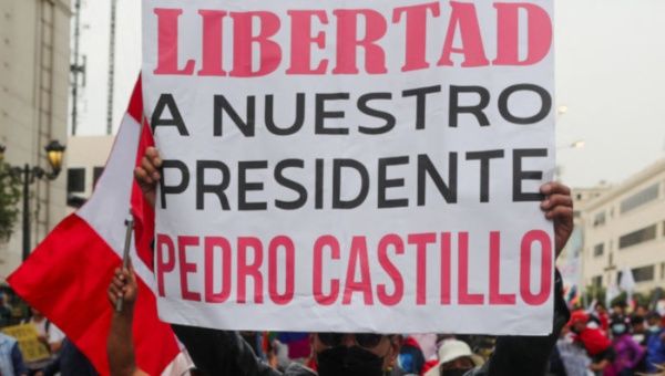Gobierno impone estado de emergencia durante 30 días en Perú