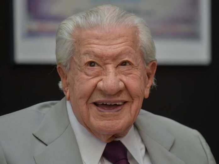 Videos: El actor López Tarso, a punto de ser centenario