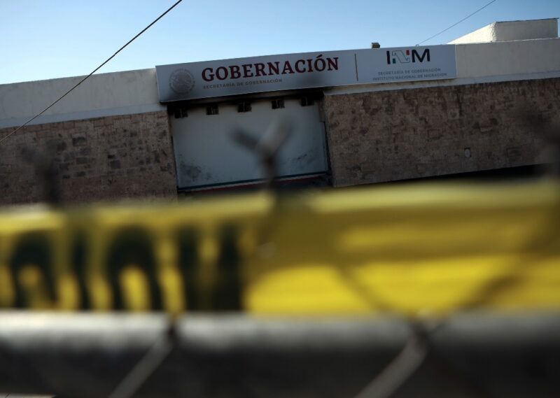 Procesan al delegado del Instituto Nacional de Migración por incendio en la estación de Ciudad Juárez