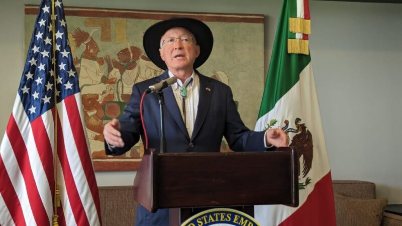 EU triplicará acciones para impedir el tráfico de armas a México, afirma el embajador Salazar