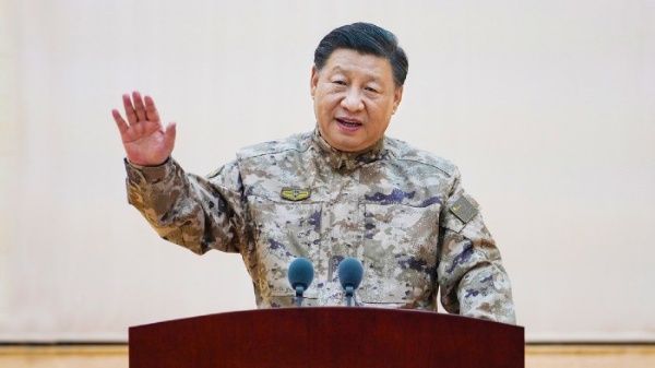 Presidente chino llama al Ejército a prepararse para el combate real de cara a tensiones sobre Taiwán