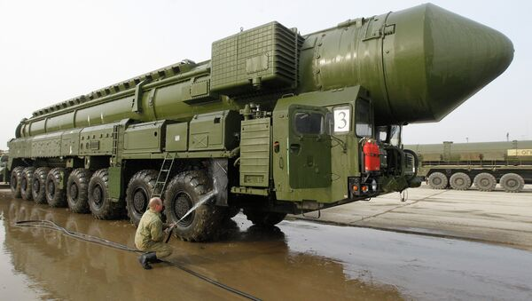 EU revela su arsenal nuclear y le pide a Rusia hacer lo mismo