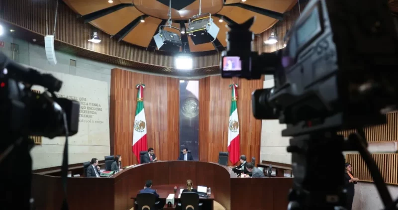 Video: Tribunal Electoral prohíbe a AMLO hablar de temas electorales