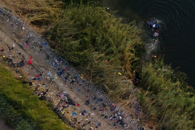 Inhumana, la orden de empujar a niños migrantes al río Bravo: AMLO