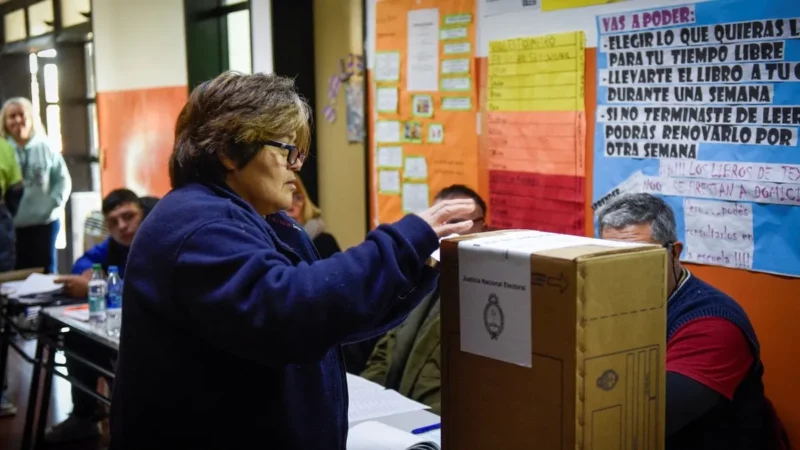 El ultraderechista Javier Milei, el candidato más votado en las primarias de Argentina
