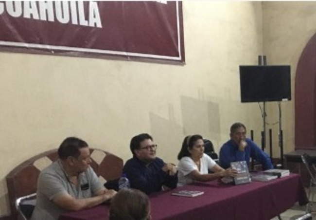 El periodista Hans Salazar presentó en Saltillo, su libro “El Hombre Grande, Adán Augusto López”