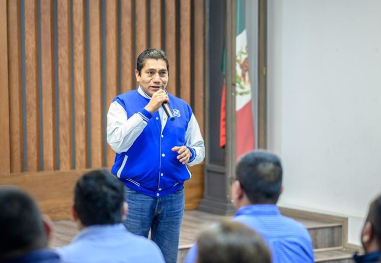 El senador Jorge Luis Preciado renuncia al PAN al considerar que es una farsa el proceso para favorecer a Xóchitl Gálvez