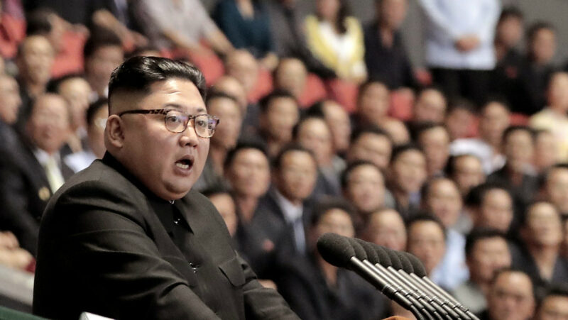 Kim ordena a las fuerzas norcoreanas reforzar los preparativos para una respuesta militar “de carácter ofensivo”
