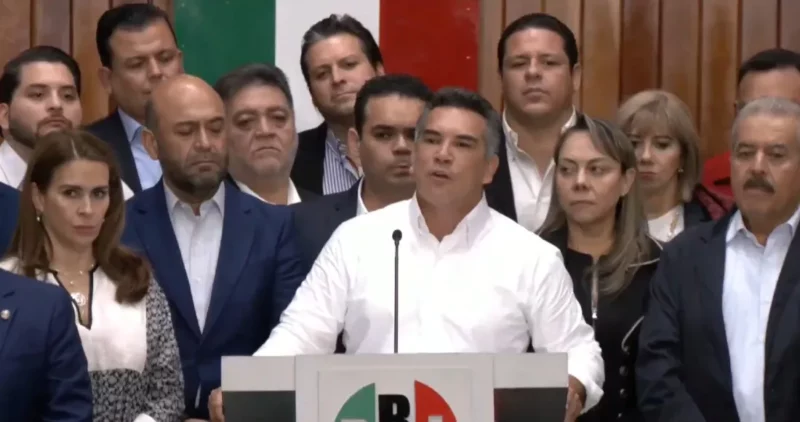 El PRI anuncia que va con Xóchitl Gálvez sin que siquiera se llevara a cabo votación. Acusaciones de falta de transparencia y presiones para que declinara Beatriz 