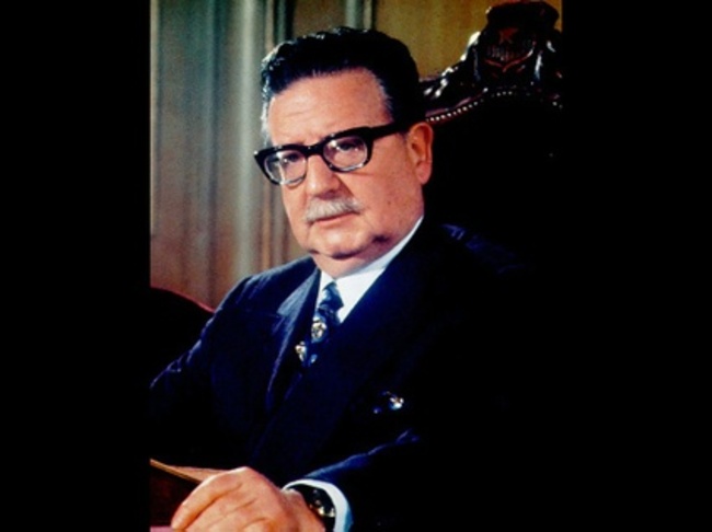 “Allende fue un humanista, víctima de canallas”: AMLO