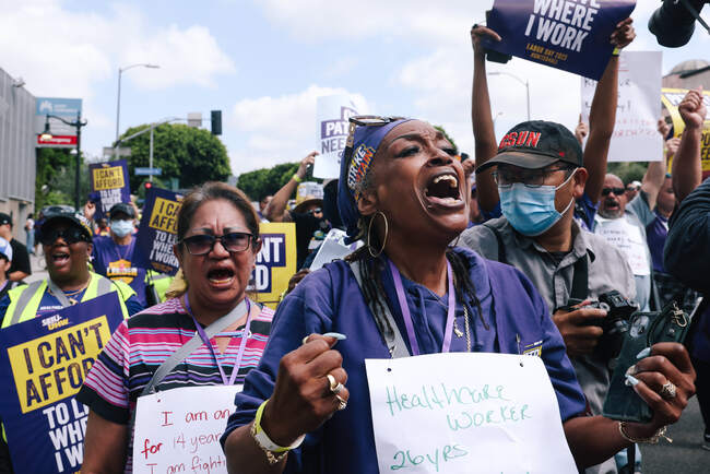 Esta mañana, 75 mil trabajadores de atención médica de Kaiser Permanente del Sur de California iniciaron una huelga de tres días