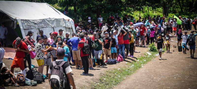 Selva del Darien, máximo peligro para migrantes que van de Sudamérica al norte; 350 mil la cruzaron en 9 meses