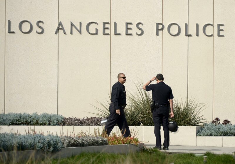 La Ciudad de Los Angeles deberá pagar 13.5 millones de dólares a deudos de un joven asesinado por la policía