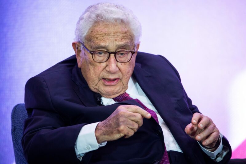 A los 100 años, murió Henry Kissinger, artífice de la diplomacia estadounidense