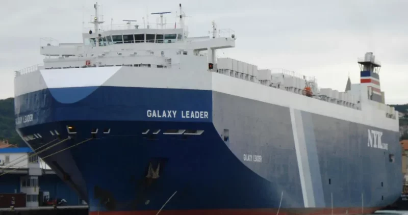 Video: Hay dos mexicanos en el barco israelí secuestrado en el Mar Rojo