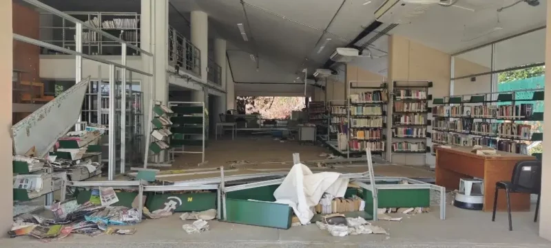 Declaran pérdida total del acervo de 16 bibliotecas de Acapulco causada por el Huracán Otis