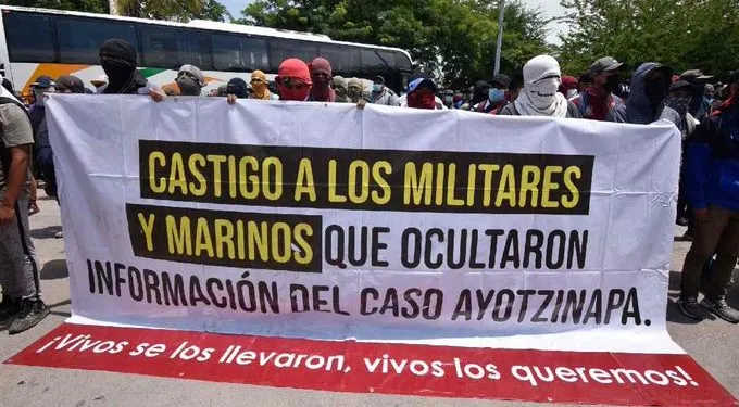 Jueza dispone libertad condicional a ocho militares, acusados de desaparición forzada de los 43 de Ayotzinapa