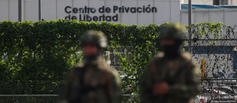Gobierno de Ecuador sofoca los motines en 7 cárceles. Noboa confirma liberación de más de 150 guardias carcelarios que mantenían los presos como rehenes
