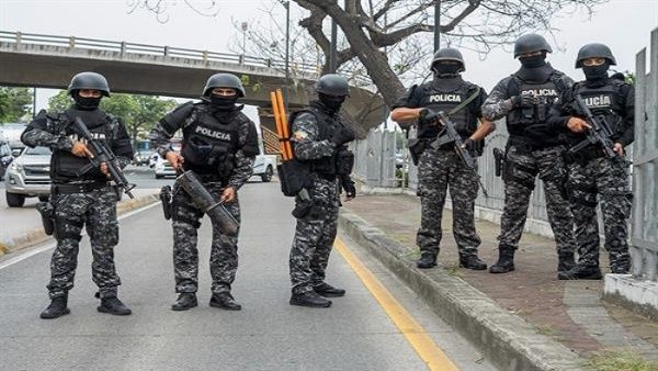Videos: 329 terroristas ecuatorianos han sido detenidos y cinco abatidos. El país, en vías de pacificación, afirma el gobierno