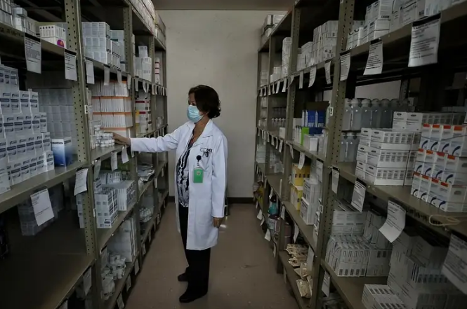 AMLO proyecta que para marzo ya no habrá desabasto de medicinas en clínicas y hospitales públicos
