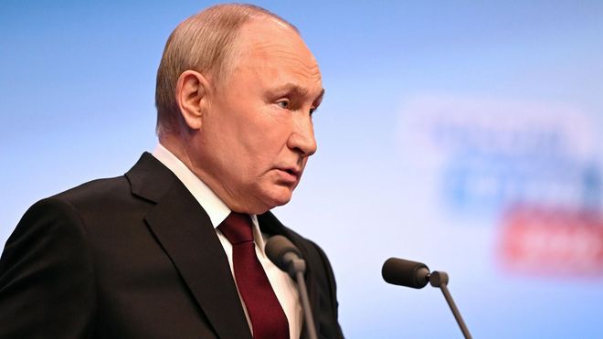 Obtuvo Putin casi el 90% de los votos en Rusia, según cifras oficiales. Líderes mundiales lo felicitan