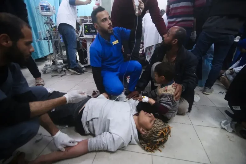 Llega a su tercer día el ataque israelí al hospital Al-Shifa