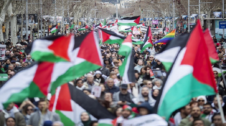 Palestina Libre: el reclamo de manifestantes en todo el mundo en marchas del Día de la Mujer