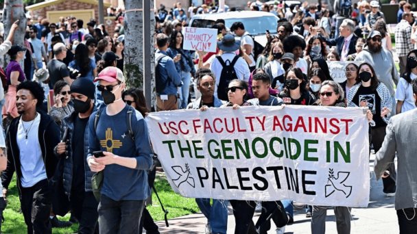 Feroz persecución contra universitarios críticos del “sionismo institucionalizado en EU”. Hay suspensiones o expulsiones por exigir el fin del genocidio en Gaza
