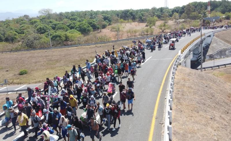 En una semana, el Viacrucis Migrante ha recorrido 152 kilómetros en caminatas extenuantes